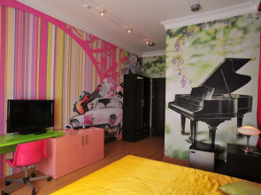 Отель Music Hall