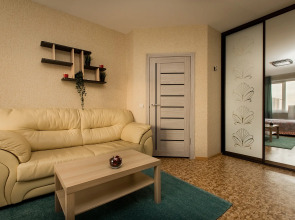 Апартаменты на Родионова 165к12