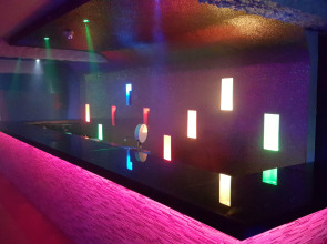 Отель Pambos napa rocks