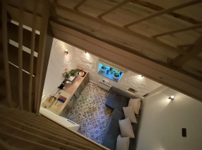 Апартаменты 3-х уровневый Лофт в центре PUSHKIN