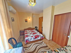 Studiya Nomera Na Plyazhe 150/4 (S Kukhney) Flat