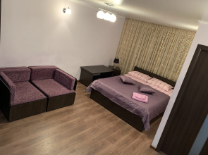 Na Prospekte Marksa Apartments