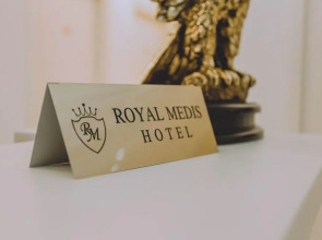 Отель Royal Medis
