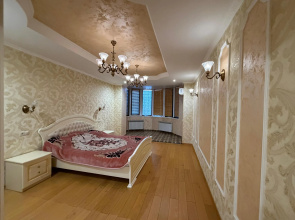 Roskoshnaya Bolshaya V Tsentre Ufy Flat