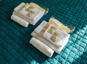 Квартира 2-к у залива в новом доме на Пирогова 2/2 от RentAp, 6 сп.мест