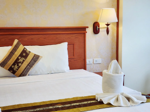 Курортный отель Phaithong Sotel Resort