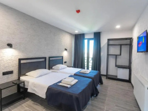 Hotel West Way