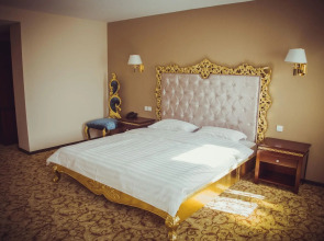 Отель Эмирхан