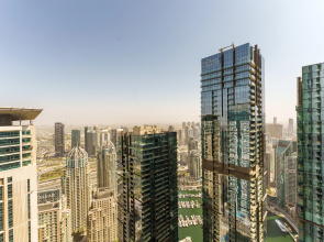 Апартаменты Unique & Stylish High Floor close to Marine Club