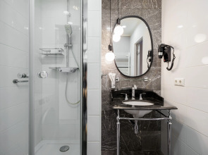 Апартаменты роскошные двухкомнатные апартаменты у Московского вокзала