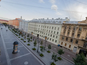 Апартаменты у Эрмитажа 12 гостей Б.Конюшенная 12