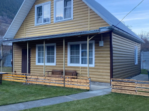 Shale U Reki Guest House