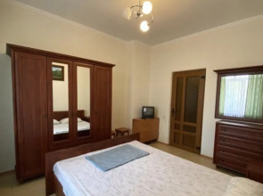 Апартаменты Элитная трехкомнатная квартира