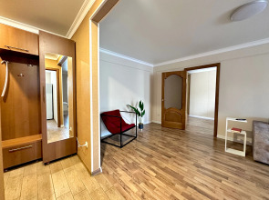 Апартаменты Леонова