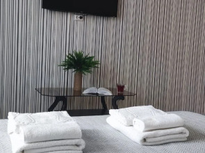 Апартаменты видовые на 14 этаже рядом ТРК Родник