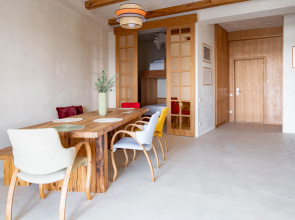 Dizaynerskie Apartamenty s 2 Komnatami v Komplekse Neo ryadom so Sklonami Apartments