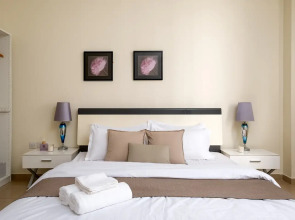 Апартаменты Welcome Home in Marina Crown 1 Спальня с Балконом