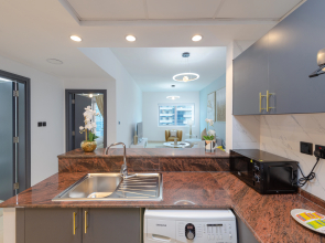 Apartments Marco Polo - 1BR with Marina Views Near Metro & Marina Mall