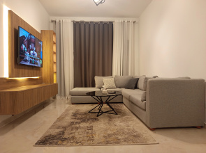 One Bedroom Golf Heights Apartments