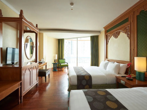 Отель Long Beach Garden Hotel & Pavilions