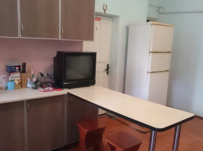 Na Pereulke Sverdlova Hostel