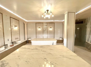 Просторные Апартаменты и СПА Баден-Баден в центре города, самостоятельное заселение 24/7