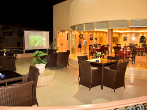 Курортный Отель Dive Inn