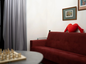 Отель Двенадцать