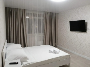 Апартаменты Двухкомнатная Квартира на Алексеева 27