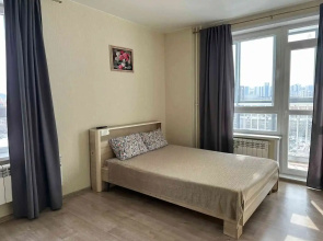 Edem S Krasivym Vidom Na Gorod S 15 Etazha Flat