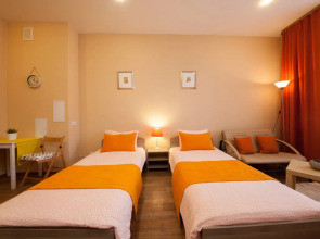 Апартаменты на Ломоносова 1