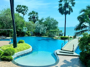 Palm Wongamat Pattaya Apartments