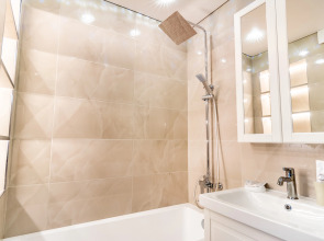 Апартаменты двухкомнатные Stepanenkov на Окской 3