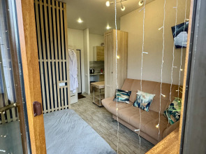 Квартира Студия с балконом напротив ТЦ Горки Город