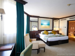 Курортный отель JA The Resort - JA Beach hotel