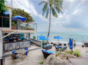 Отель Royal Beach Boutique Resort & Spa