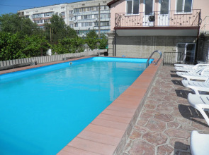 U Yudzhina Guest House