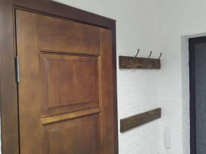 Апартаменты на Леонова