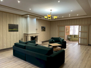 Апартаменты 115 3-к 50 метров от моря и набережной