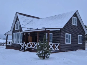 Na Ovrazhnoy 5 Private house