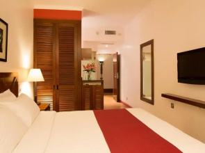Ole Sereni Hotel