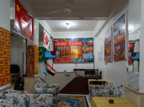 Grand Square Luxor Hostel
