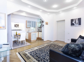 Апартаменты на Карла Маркса 8