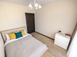 Апартаменты TopHouse на Можжевеловой 18, 2 этаж Двухкомнатные