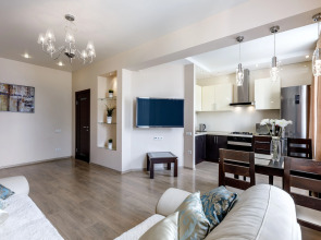 Квартира на 50 Лет Октября 15