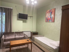 Отель Сафари