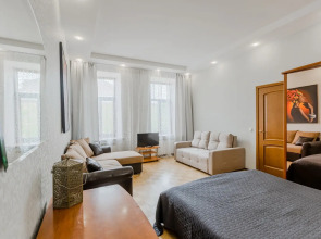 Апартаменты SpbStay с сауной на Невском проспекте 90