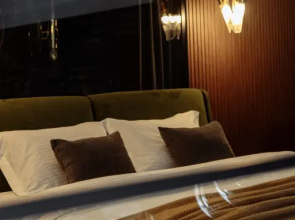 Апартаменты Four Rooms Нуар 320