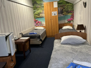 Отель Лотос