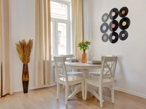 Квартира в стиле диско у Стрелки на Васильевском